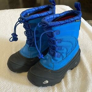 Youth North Face Snow Boots